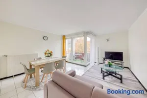 Image of Appartement moderne à 10 min de l'aéroport d'Orly