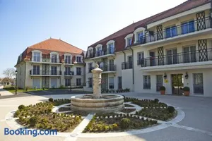 Image of Medicis Home Beaune