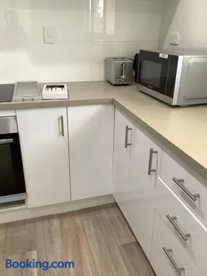 Image of Quiet, Cool & Modern 3BR