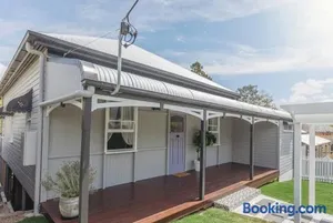 Image of Urban Getaway Central Cottage