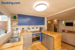 Image of Delphi, Adelaide Hills Garden BnB