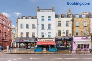 Image of Modernised Apartments 1 and 2 Bedrooms Option Terrace and Balcony High Street