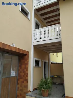 Image of Mehrfamilien Haus