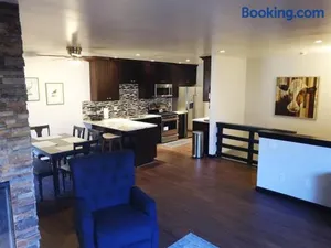 Image of Rr-edgewater20