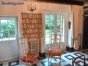 Image of Gîte spacieux au cœur du Val de Loire, entre Orléans et Blois, avec jardin, cour fermée et BBQ ! - FR-1-590-106