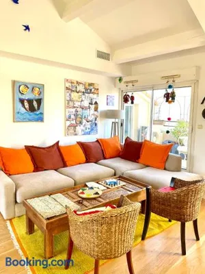 Image of Prado Spacious and Sunny Loft in Marseille