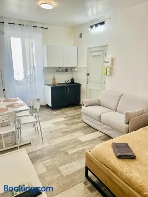 Image of Studio NESMA près de la mer
