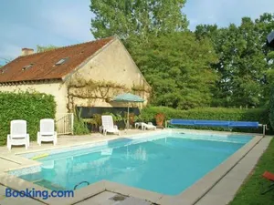 Image of Gîte avec piscine, sports et nature près de George Sand, Mouhers - FR-1-591-64