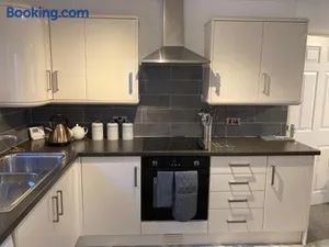 Image of Modern 2 Bedroom Ground Floor Apartment with Parking Ripon City Centre