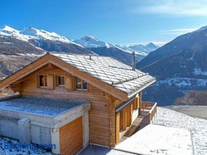 Image of Chalet Falcons Nest
