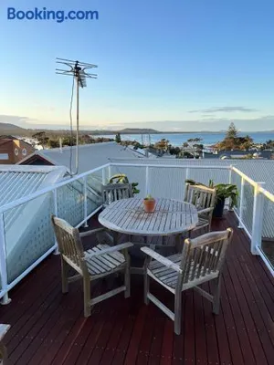 Image of Azzura, 14 East Street