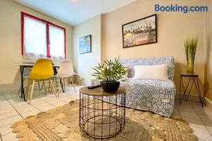 Image of #C1 Le Félix