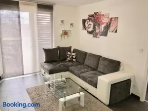 Image of LeT2 Appartement Moderne avec Terrasse et Parking