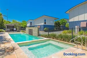 Image of Beach Shacks 1 240m to Beach with Pool, Spa and Bbq