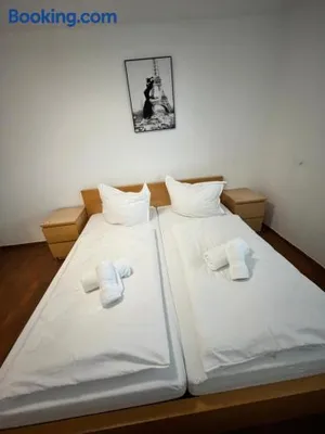 Image of Premium Apartment 70qm 2,5 Zimmer Küche, Smart TV, Garage, WiFi