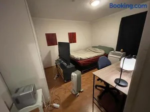 Image of Cozy single room bedroom
