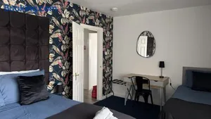Image of Crown street getaway