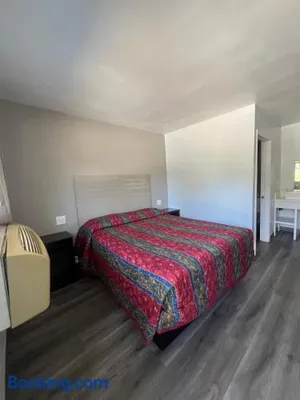 Image of Eastsider Motel -Downtown LA New Rooms
