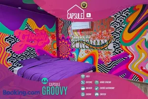 Image of Capsule Groovy-Jacuzzi-Sauna-Billard-Netflix- Nintendo Switch & Jeux