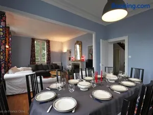 Image of Maison de maître 19ème siècle avec grand parc et 5 chambres, tout inclus, à L'Aigle - FR-1-497-57