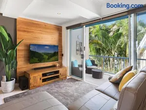 Image of Diamond Beach 165