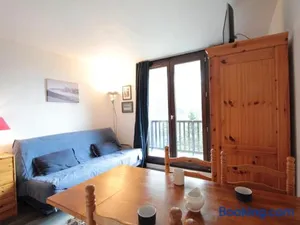 Image of Studio cozy 4 pers, Proche pistes et commerces, balcon, TV, casier à skis - FR-1-687-61