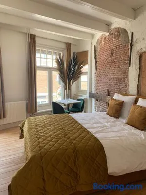 Image of Monroe’s stay
