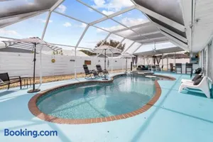 Image of Cappys Casa Bella! Heated Pool & Pool Bar, Fire Pit & Game Room!