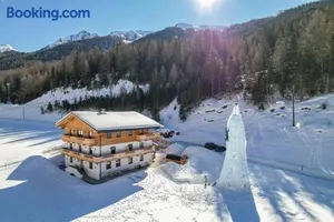 Image of Nedererhof - Zimmer Edelweiß mit Gemeinschaftsküche