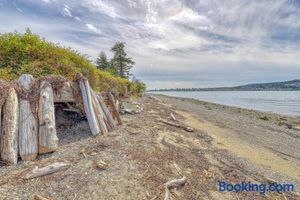 Image of Rustic Guemes Beach Cabin