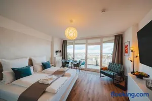 Image of Studio CLOUD 21 Augsburgs atemberaubendster Ausblick