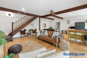 Image of Garden Oasis-2br -1 min from the beach & pet friendly!