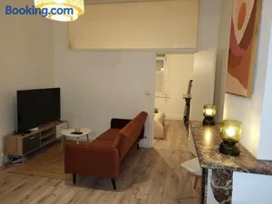 Image of LIBERTE 6