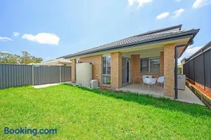 Image of Sydney Cobbitty 4bed house,close Oran Park