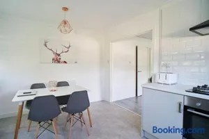 Image of Woodside Apartment