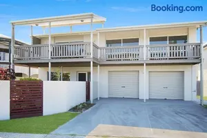 Image of Seascape - Lennox Head