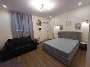 Image of Studio Epernay 25m2 rez de chaussée, ground floor