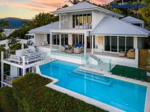 Image of Vue de Bleu' Luxury Whitsunday Ocean View Retreat