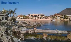 Image of Glendale Arizona Lakeside Property