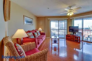 Image of The Inn at St. Thomas Square #1304B