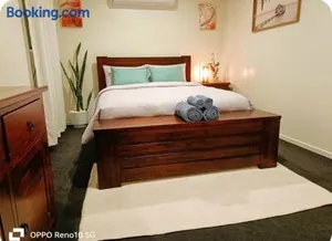 Image of Deluxe Queen Room