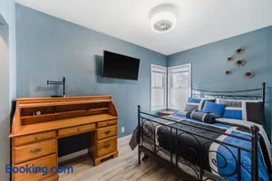 Image of Cozy 3BR Home in Oakdale with BBQ & Private Patio!