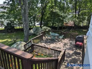 Image of Cozy 3 BDR House in Lexington MA