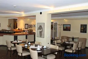 Image of Hotel America