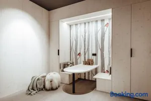 Image of Studio 963