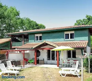 Image of Maison accueillante à Vielle-Saint-Girons avec jardin et cheminée