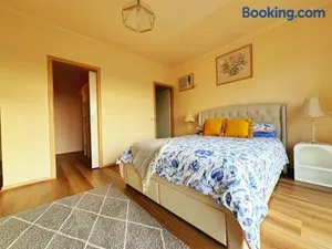 Image of Oceanview 4B2B Two-story House with Big Balcony!