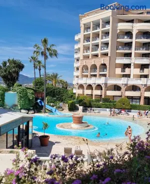 Image of Magnifique T2 Climatisation - Grande Terrasse, Piscine et apercu Mer