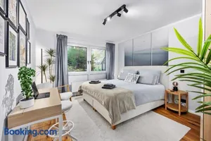 Image of EDLER WOHNRAUM Noble Stadtoase mit Boxspringbett, Kaffeevollautomat, Lift & Parkplatz