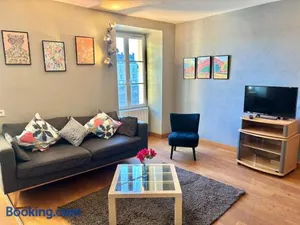 Image of Le Fouquet - T3 Duplex Panorama d'Exception sur la Mayenne